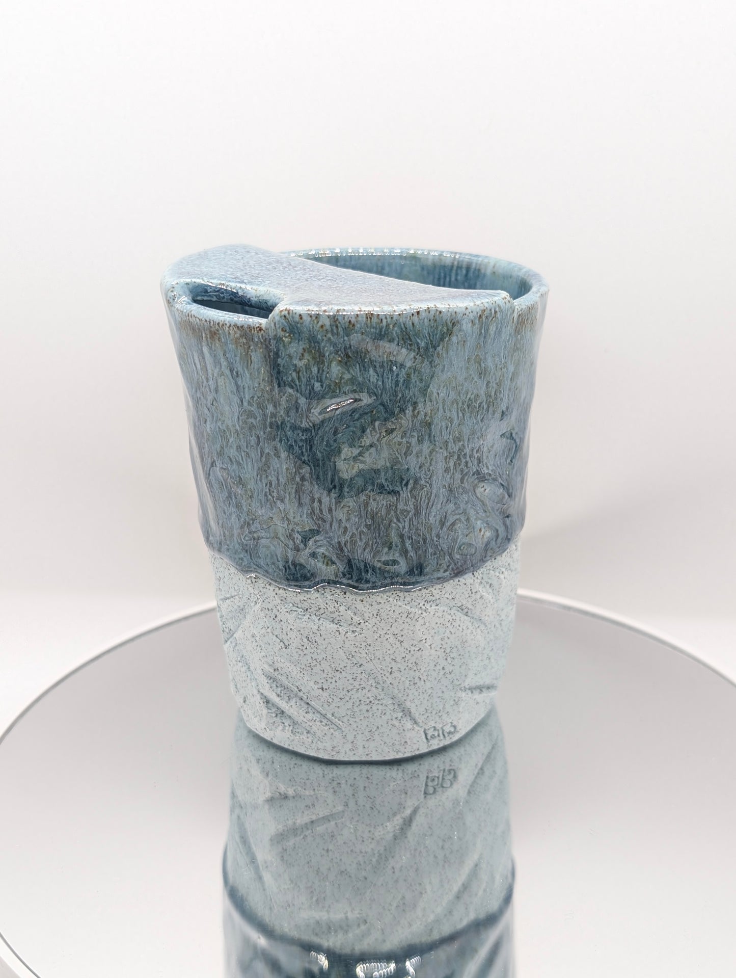 Glacier flow travel tumbler