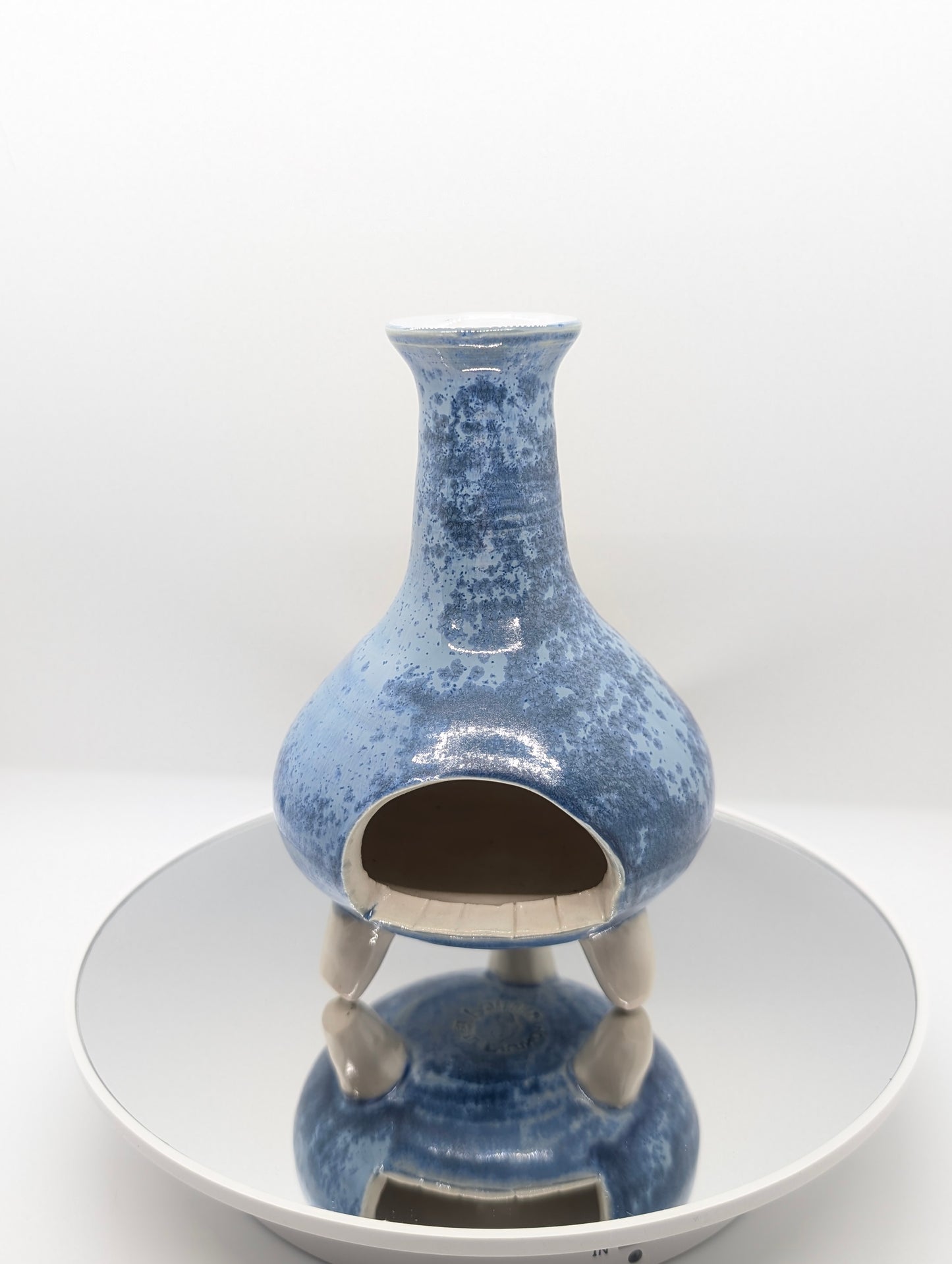 Blue cerulean chimnea