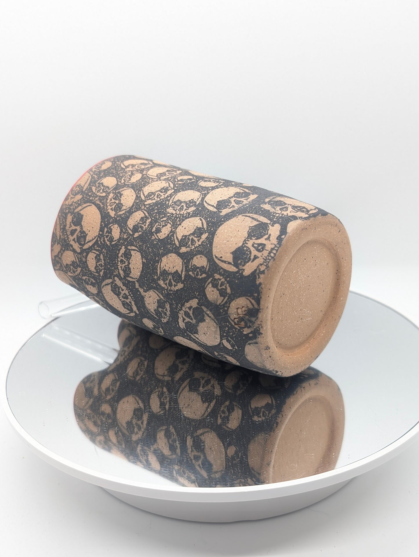 Skulls straw tumbler