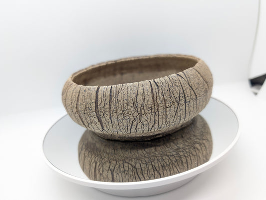 Round earthy planter